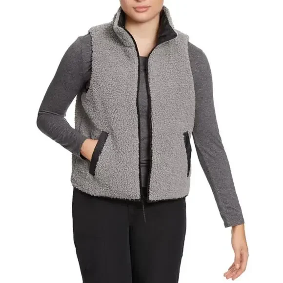 BASS OUTDOOR Women's Reversible Zip-Front Vest BLACK/GRAY NWT SIZE M - Picture 3 of 13